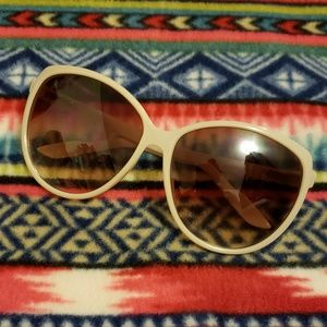 Never used SUNGLASSES!
